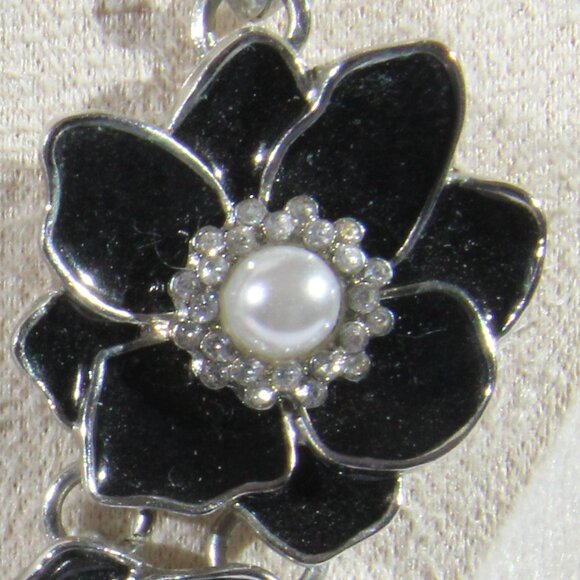 Silver-Tone Necklace with Black Flowers with Faux Pearls and Clear Rhinestones - Picture 10 of 10